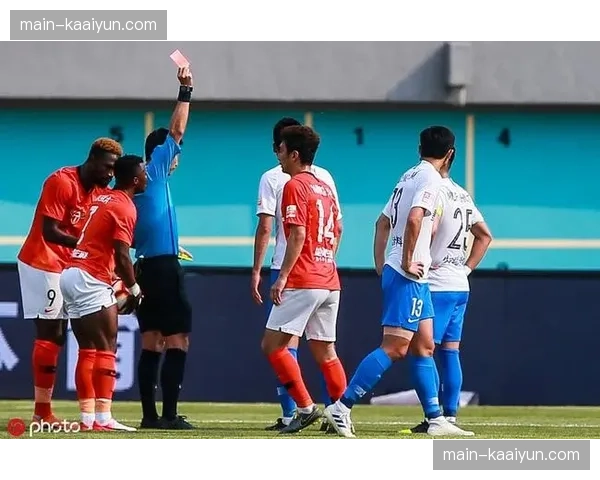 浙江队五外援构筑中后场 米特里策掌控节奏王钰栋突击